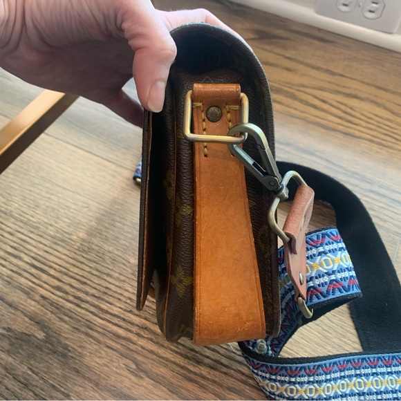LOUIS VUITTON Vintage Cartouchiere Crossbody Bag - Picture 6 of 9